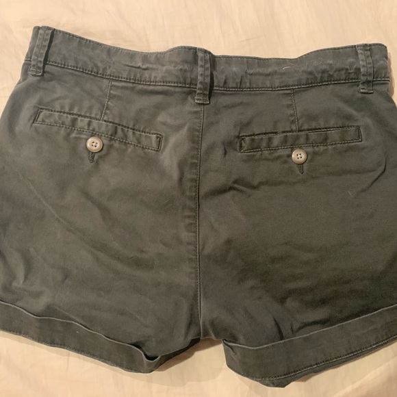 army green gap girlfriend rise shirt - Picture 3 of 4